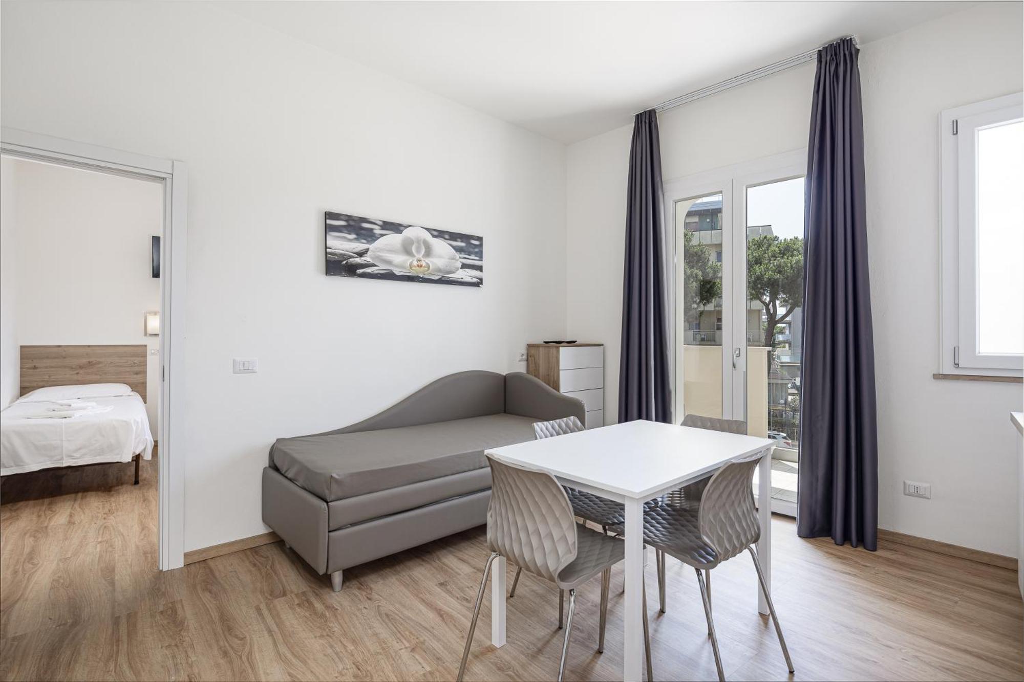 Hotel Schiller Cervia Bagian luar foto