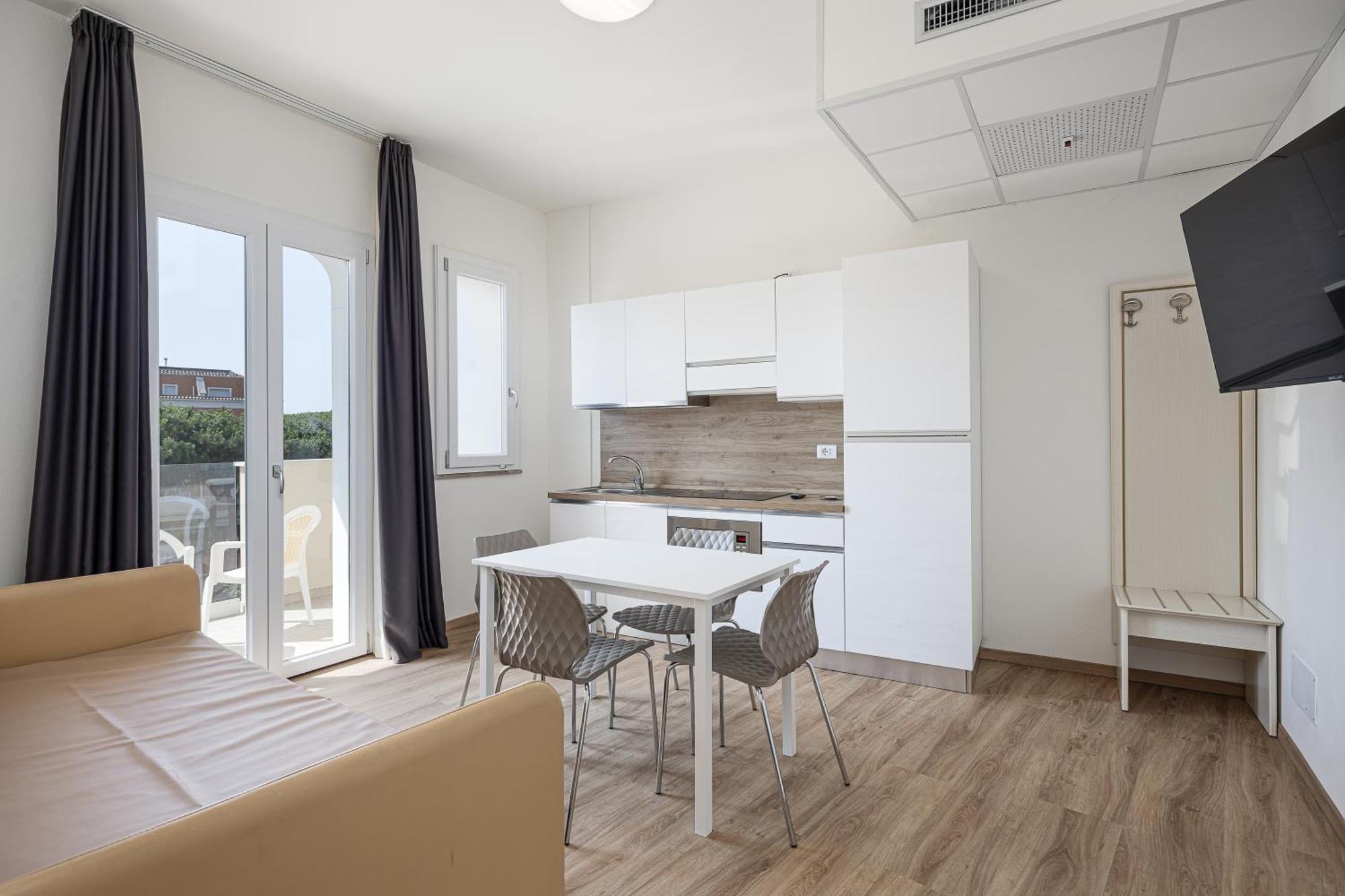 Hotel Schiller Cervia Bagian luar foto